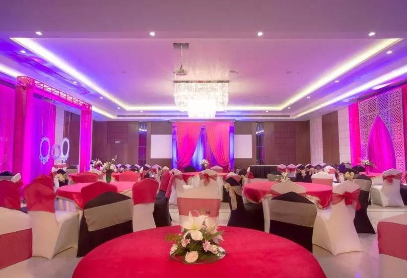 Hotelli Royal Tulip Shimla  Kufri