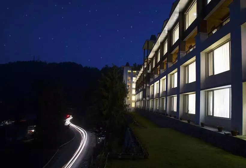 Hotelli Royal Tulip Shimla  Kufri