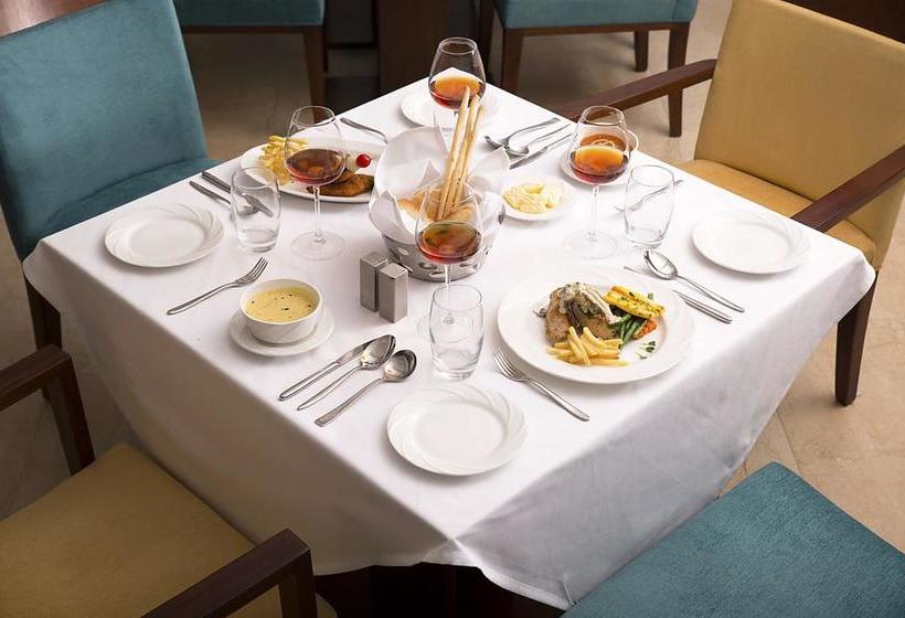 酒店 Royal Tulip Shimla  Kufri