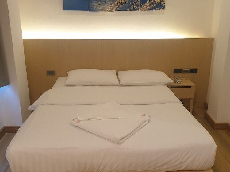 Hotel Sakura Sky Residence