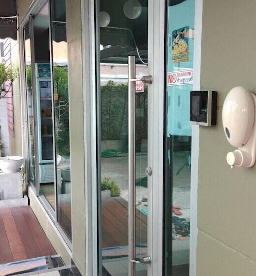 בית מלון כפרי Suvarnabhumi Ville