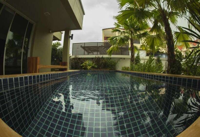 בית מלון כפרי Suvarnabhumi Ville