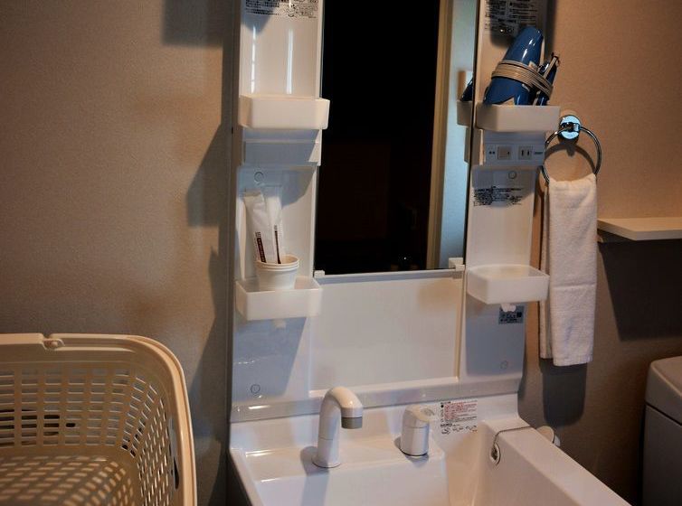 OYO 638 Musubi Kyoto Nanajo Mibu