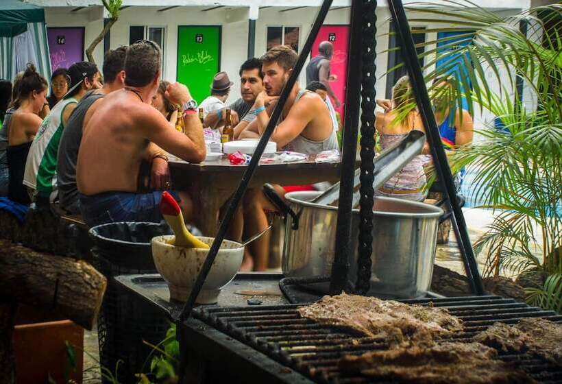 Viajero Hostel Cali & Salsa School