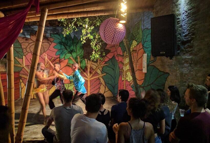 Viajero Hostel Cali & Salsa School