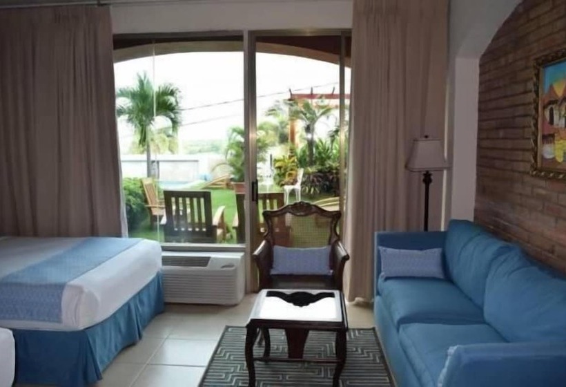 Los Altos Apartments & Studios