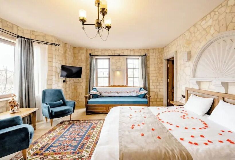 هتل Castle Panorama House