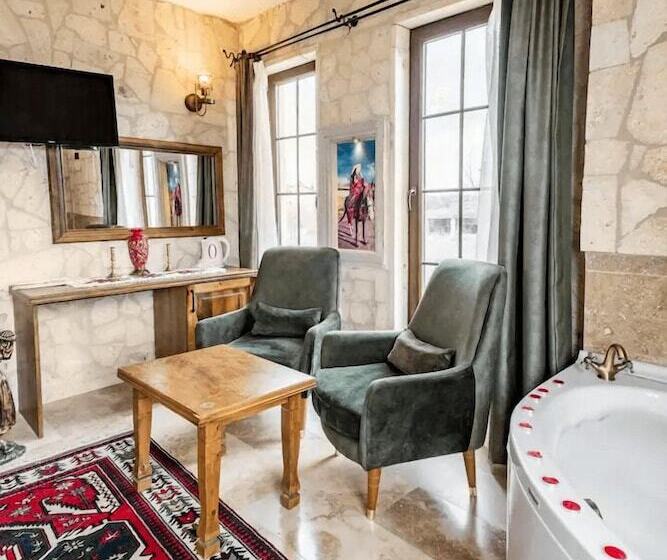 هتل Castle Panorama House