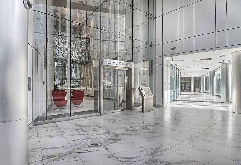 Rivetstays - The York