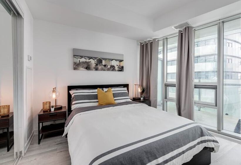 Rivetstays - The York