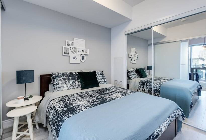 Rivetstays - The York