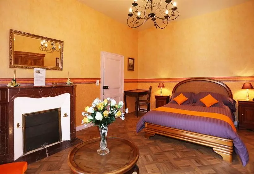 ベッドアンドブレックファースト Manoir De La Presle Ornella Et Stéphane