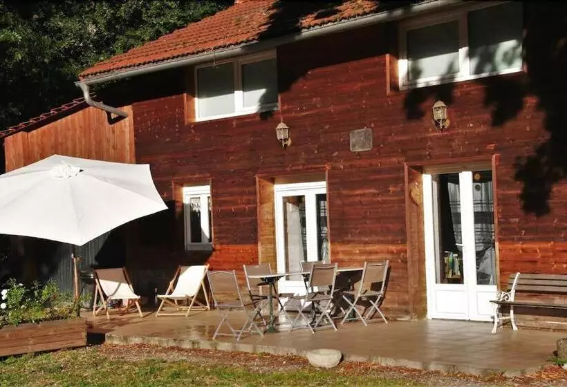 Aamiaismajoitus (B&B) A L Orée Du Bois   Chambres D Hôtes