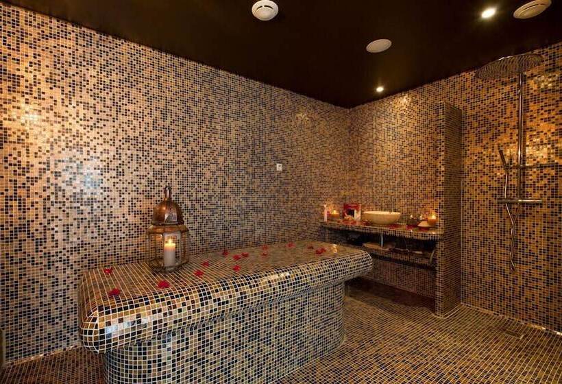 مبيت وإفطار Castel Peyssard