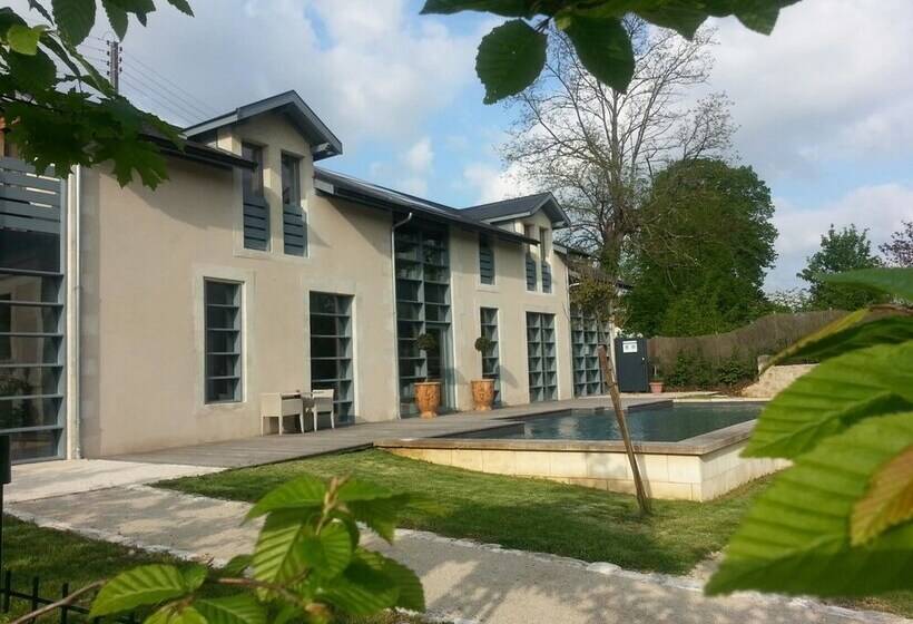 مبيت وإفطار Castel Peyssard