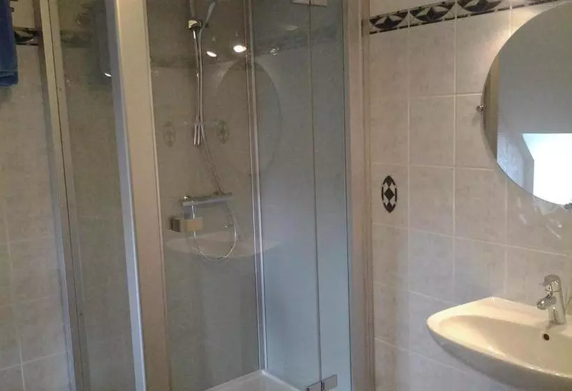 تختخواب و صبحانه Chambre D'hôtes La Maison De Barrouze