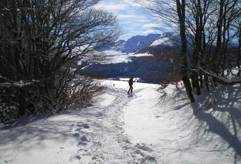تختخواب و صبحانه Chambre D'hôtes La Maison De Barrouze
