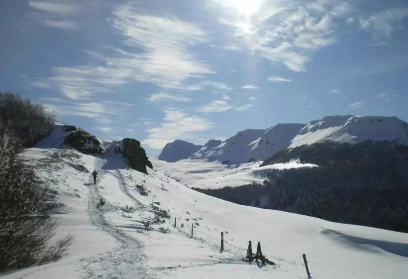 تختخواب و صبحانه Chambre D'hôtes La Maison De Barrouze