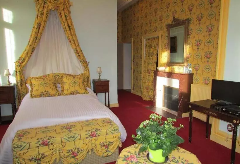 Aamiaismajoitus (B&B) Chateau Lezat   Chambres D Hotes