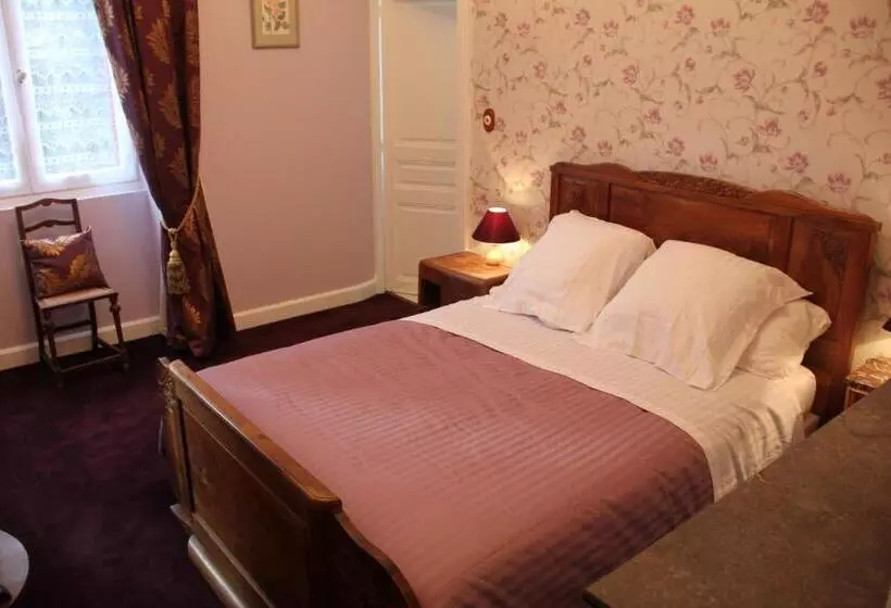 Aamiaismajoitus (B&B) Chateau Lezat   Chambres D Hotes