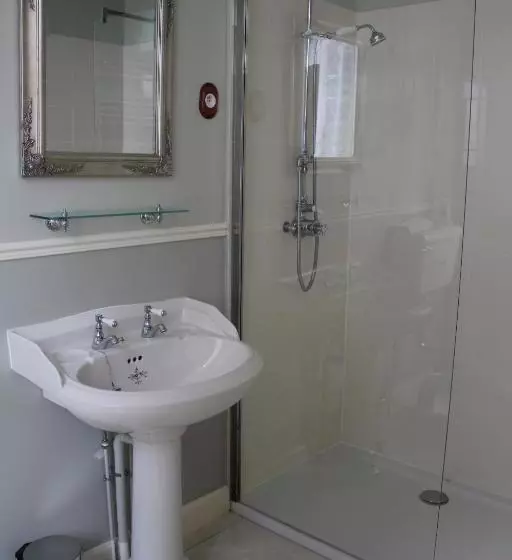 Aamiaismajoitus (B&B) Chateau Lezat   Chambres D Hotes