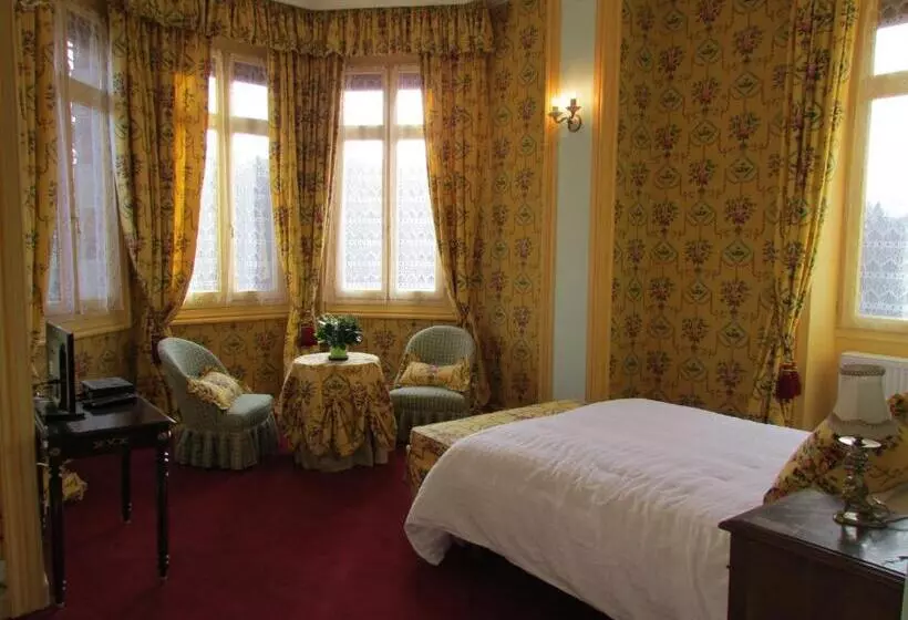 Aamiaismajoitus (B&B) Chateau Lezat   Chambres D Hotes