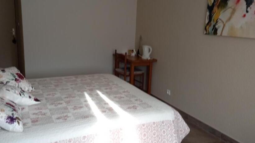 مبيت وإفطار Chez Louis Chambres D'hôtes à La Ferme