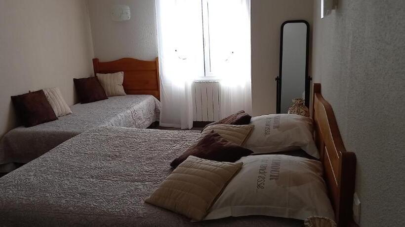 مبيت وإفطار Chez Louis Chambres D'hôtes à La Ferme