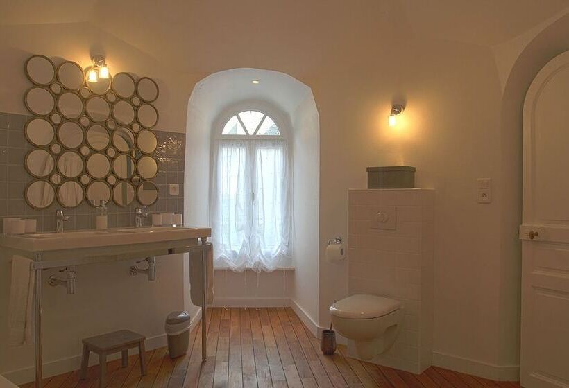 مبيت وإفطار Demeure Des Cordeliers Avec Parking Privé