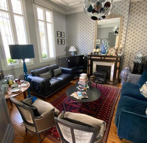 민박 La Villa Desvaux De Marigny