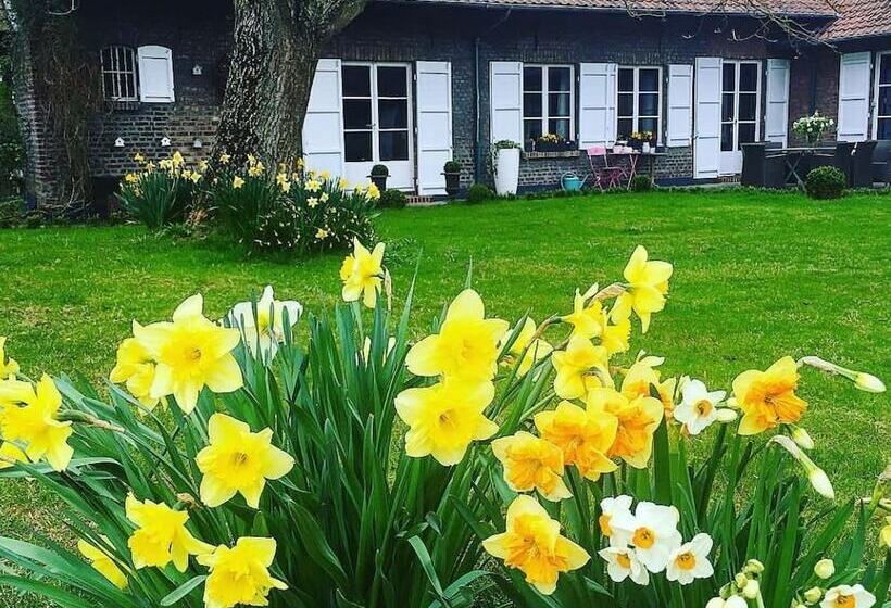 تختخواب و صبحانه Le Clos De Bénédicte