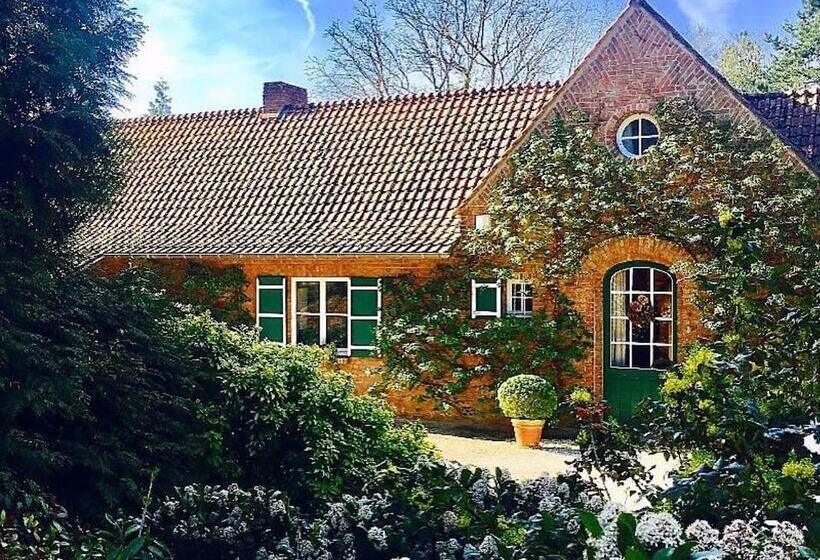 تختخواب و صبحانه Le Clos De Bénédicte