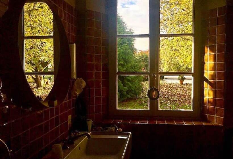 تختخواب و صبحانه Le Clos De Bénédicte