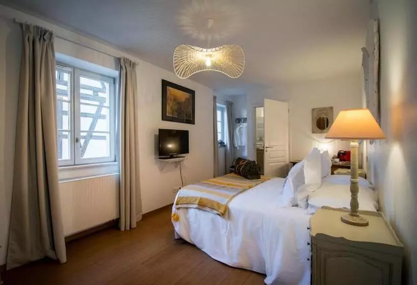 Aamiaismajoitus (B&B) Le Hameau D Eguisheim  Chambres D Hotes & Gites