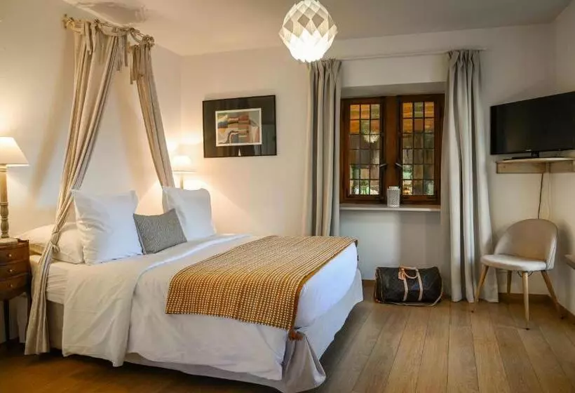 Aamiaismajoitus (B&B) Le Hameau D Eguisheim  Chambres D Hotes & Gites