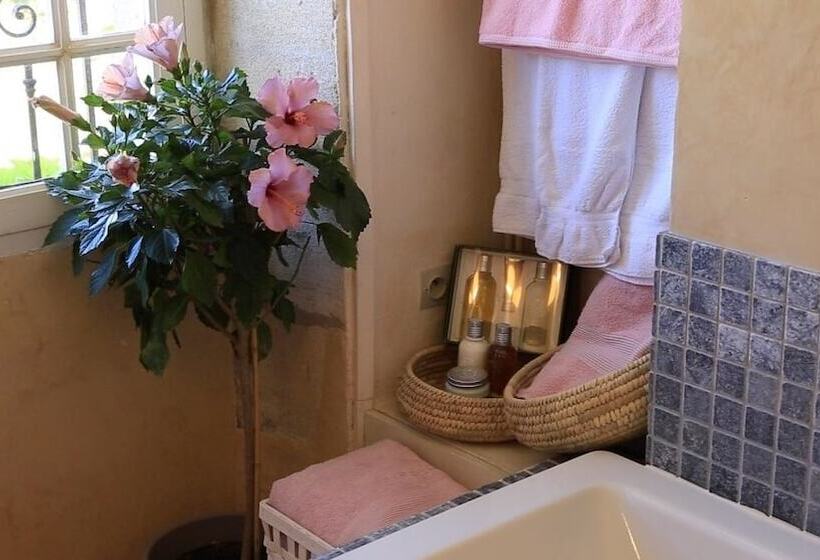 تختخواب و صبحانه Maison Orsini