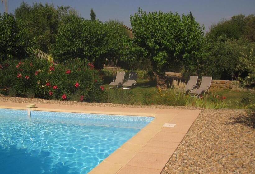 مبيت وإفطار Mas De La Garrigue