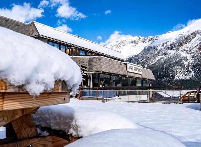 Отель Hôtel Restaurant Saint Roch