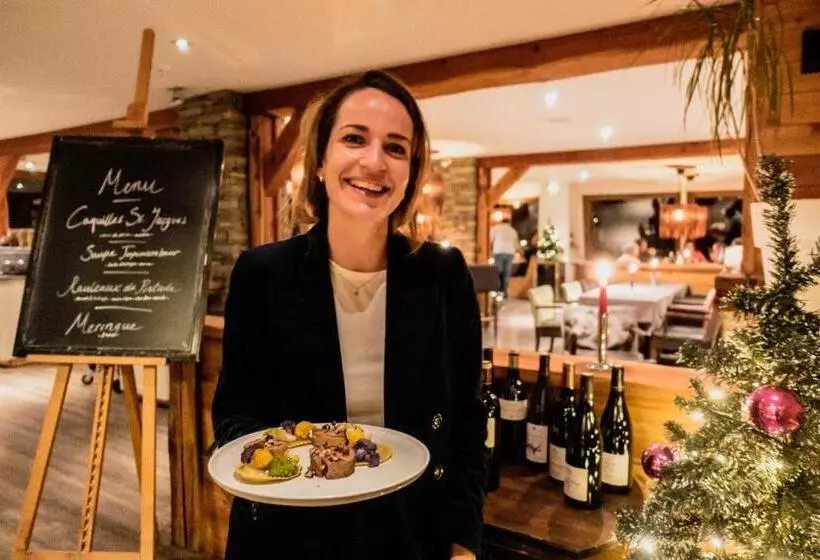 هتل Hôtel Restaurant Saint Roch