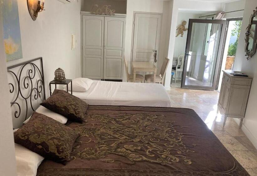 La Maison Des Augustins B&b, Spa Et Fitness