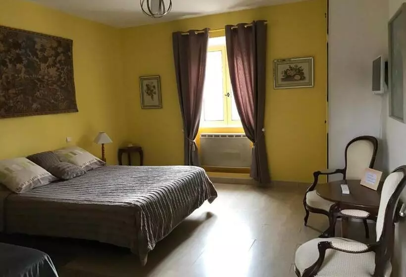 ベッドアンドブレックファースト Chambre D Hotes La Brunetière