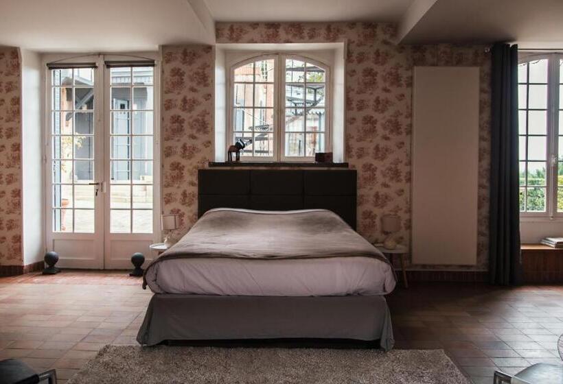 ベッドアンドブレックファースト Guesthouse Domaine Du Chalet