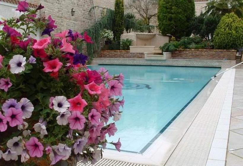 مبيت وإفطار La Fontaine Des Arts