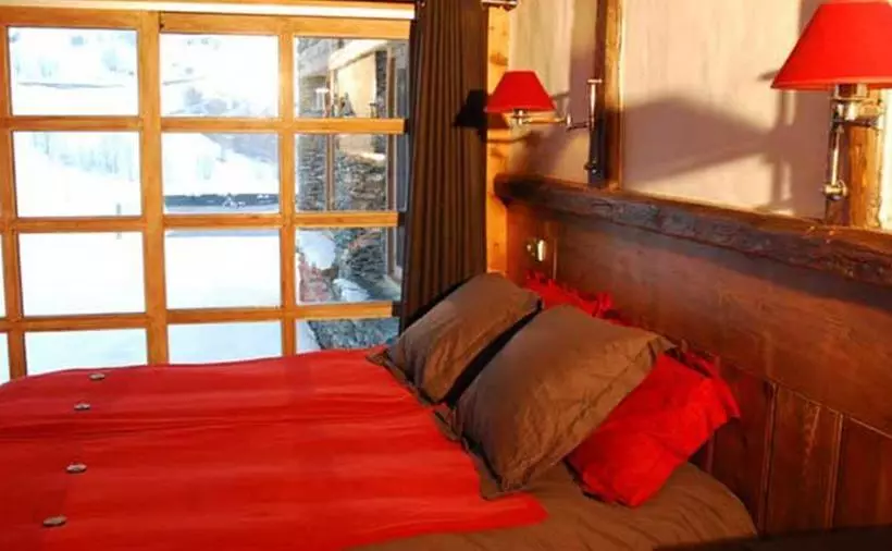 Aamiaismajoitus (B&B) Le Chalet Des Anges