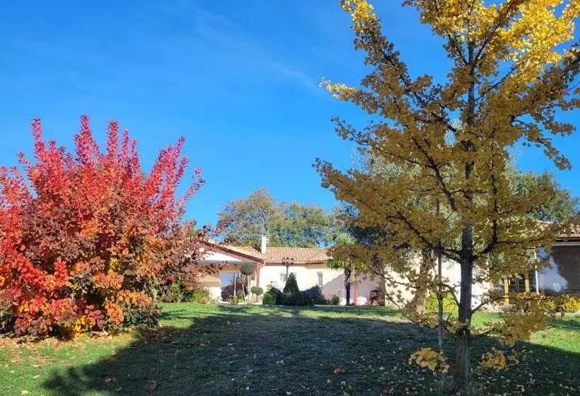 ベッドアンドブレックファースト Le Clos Castel   Gîte équipé