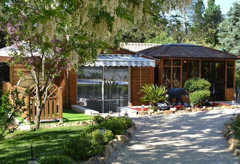 ベッドアンドブレックファースト Le Refuge