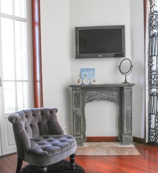 تختخواب و صبحانه Les Bruyères