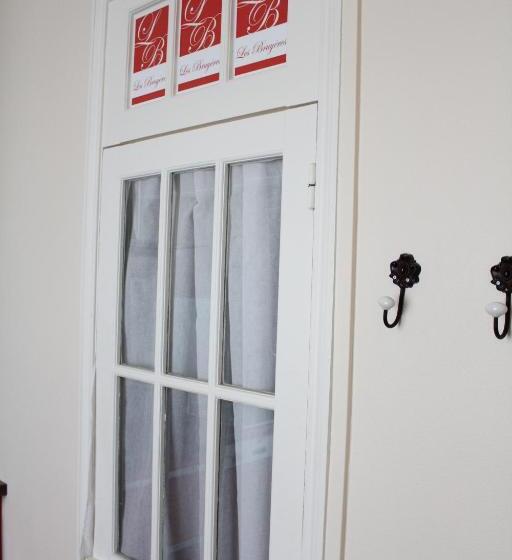 تختخواب و صبحانه Les Bruyères