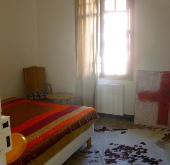 ベッドアンドブレックファースト Les Cagettes En Ville