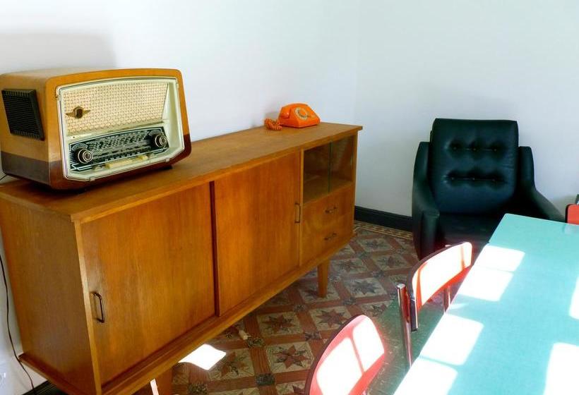 ベッドアンドブレックファースト Les Cagettes En Ville